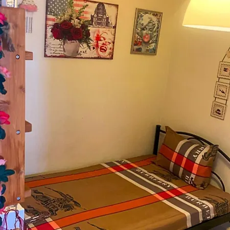 Lägenhet Queen Family Friendly 60m2