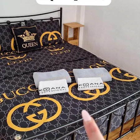 Queen Family Friendly 60m2 Apartment