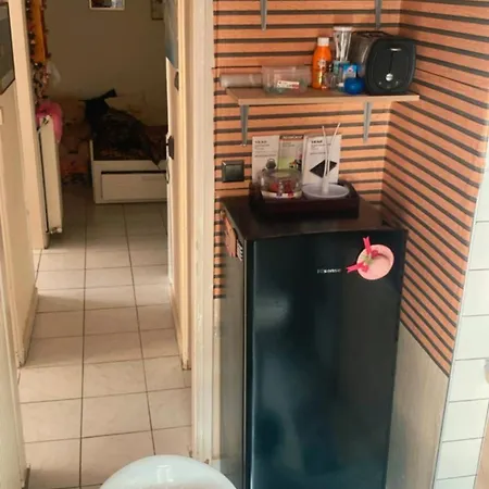 Queen Family Friendly 60m2 דירה
