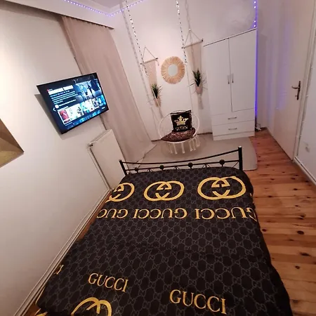 Queen Family Friendly 60m2 * Thessalonique