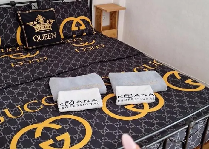 Queen Family Friendly 60m2 Апартаменты